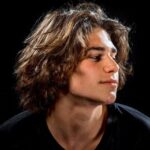 Mid Taper Middle Part Hairstyles Trend and Styling Tips